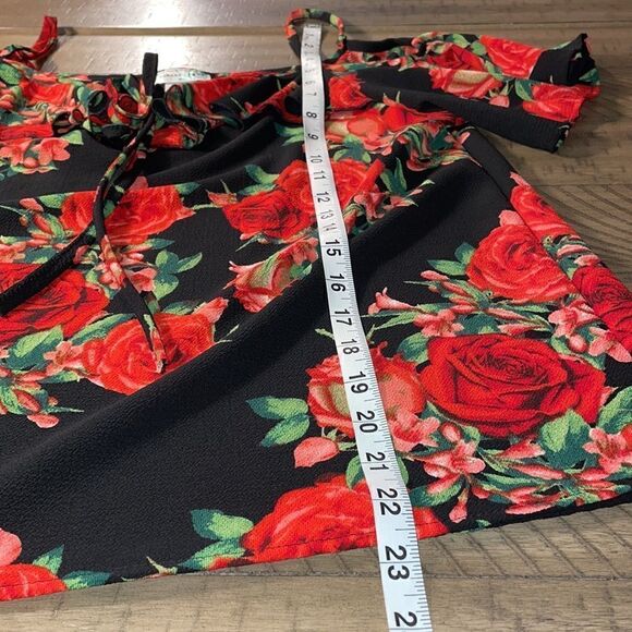 Romantic Summer Evening Rose Blouse with Sexy Off Shoulders. Pack for vacation - Picture 9 of 14